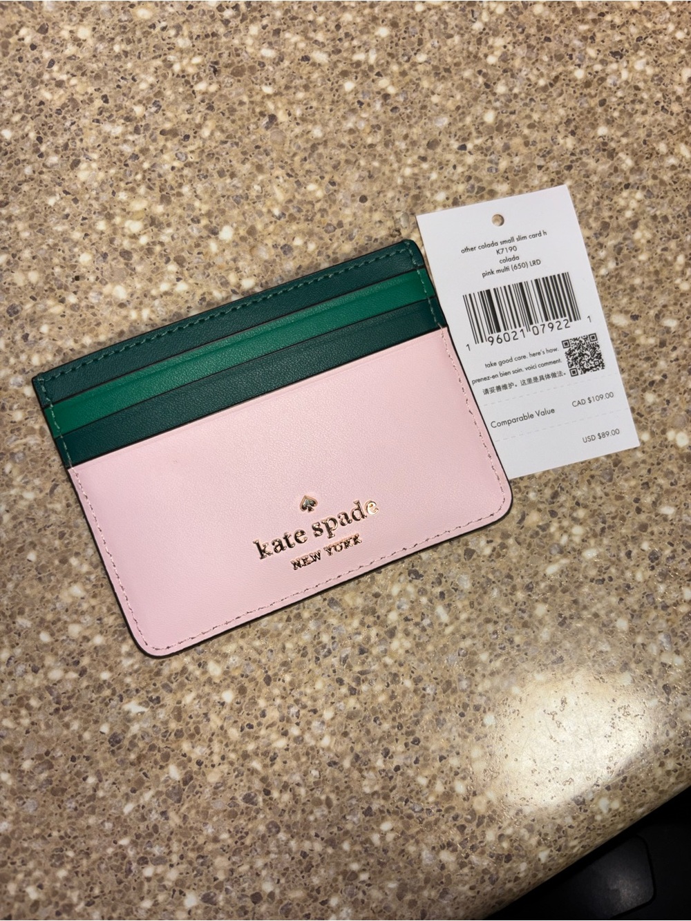NWT kate spade Pink and Green Colada Pineapple Print Leather Card Case